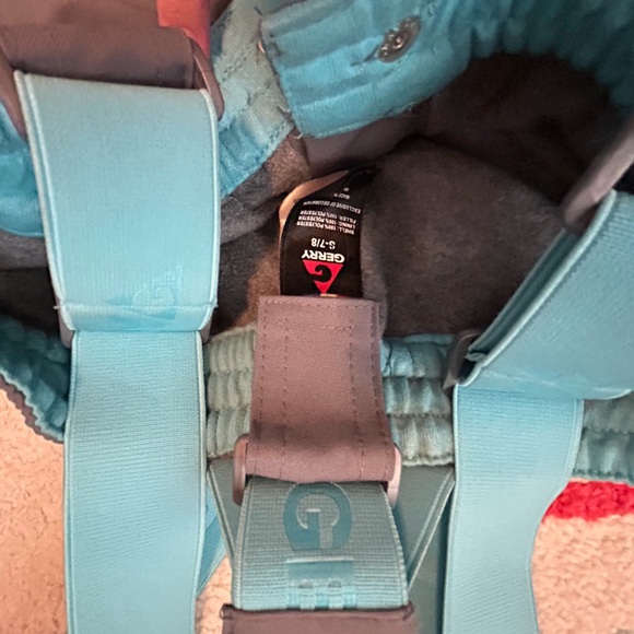 Kids Gerry snow pants with suspenders. - Picture 3 of 5